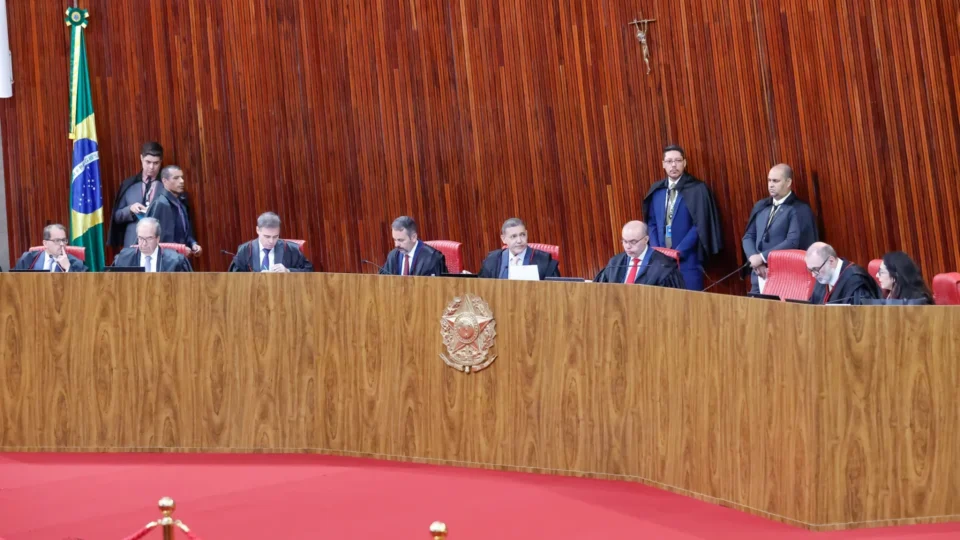 Após impasse sobre Exército do Lula, TSE define quando canais são ligados a campanhas