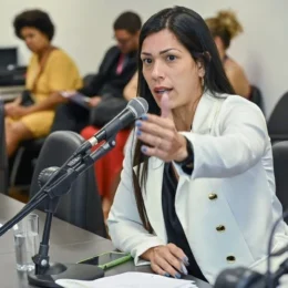Justiça proíbe deputada Índia Armelau (PL-RJ) de incentivar demissão de opositores