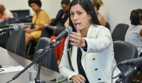 Justiça proíbe deputada Índia Armelau (PL-RJ) de incentivar demissão de opositores