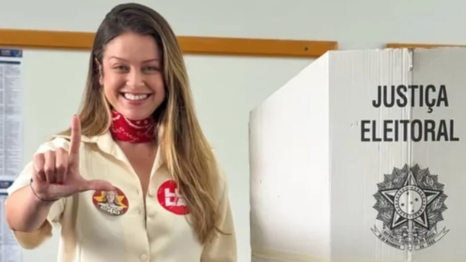 Giovana Mondardo: quem é o novo rosto da esquerda catarinense no Congresso