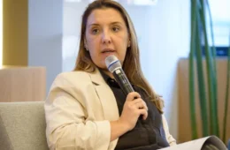 Coordenadora de campanha de Flávio chama Bolsa Família de ‘prisão assistencialista’