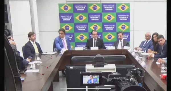 MPT aperta fiscalização e governo estuda ‘lista suja’ por assédio eleitoral