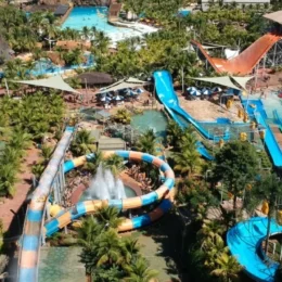 Termas dos Laranjais é o 3° parque aquático mais visitado do mundo