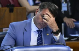 Para responder sobre Vorcaro, Flávio pretende usar envolvimento da Globo com Master