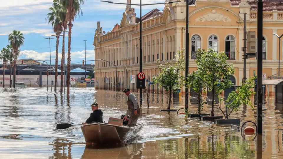 Refugiados climáticos: qual a relação entre mudanças climáticas, racismo ambiental e desigualdade?
