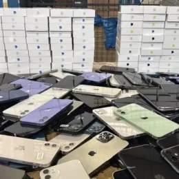 Após decreto de Lula, ação bloqueia 143 celulares em presídio no Rio de Janeiro