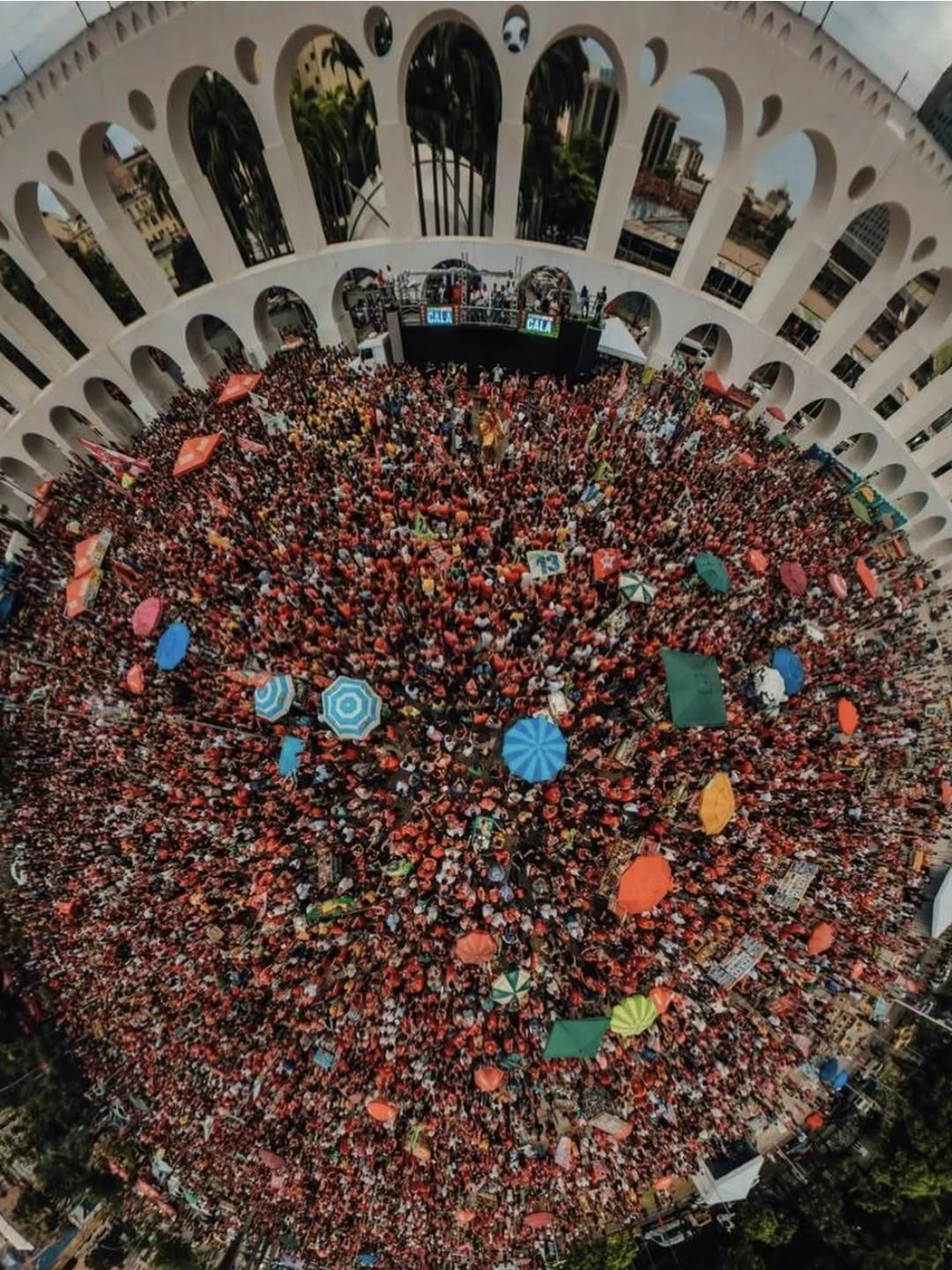Manifestação na Lapa a favor de Lula. Foto: Midia Ninja