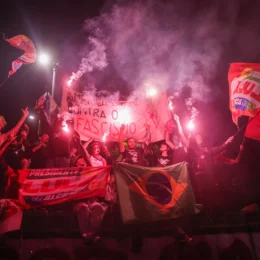 CADA VEZ MAIS GENTE