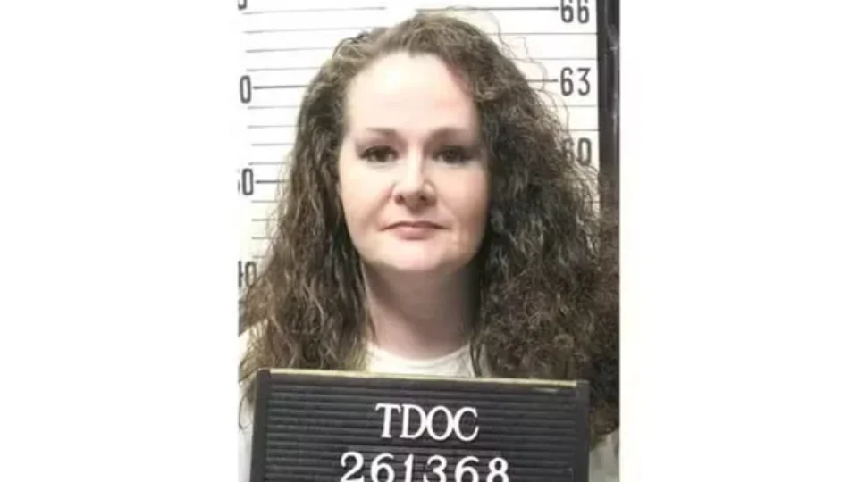 Mulher sobrevive a duas doses de injeção letal, e Tennessee (EUA) suspende execuções
