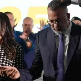 Prefeita se passa por advogada para visitar Márcio Canella na cadeia sem autorização