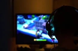 Governo pede fiscalização de seis jogos com mecanismo similar a bet no ECA Digital