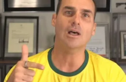 Eduardo Bolsonaro pede que comunidade internacional não aceite vitória de Lula