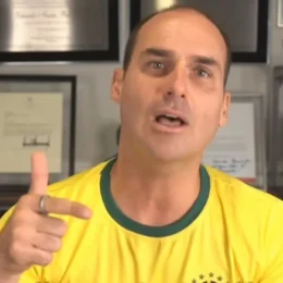 Eduardo Bolsonaro pede que comunidade internacional não aceite vitória de Lula