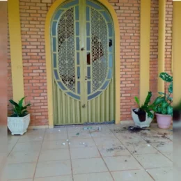 Imagem de Aparecida é vandalizada em ataques a três igrejas em Goiás