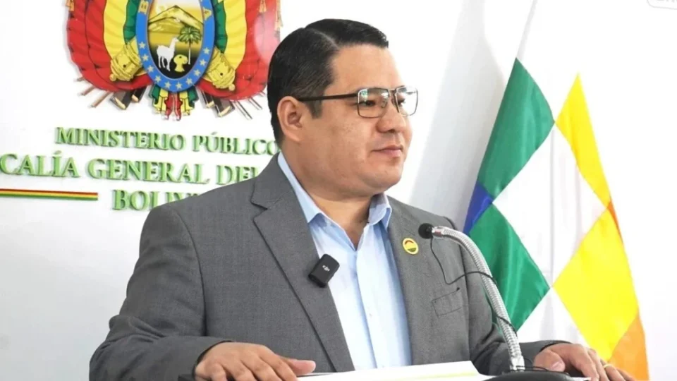 Bolívia denuncia sequestro do Procurador-Geral Roger Mariaca, punido pelo governo Trump