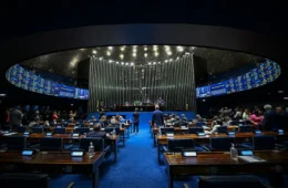 Com STF no centro da campanha, brancos e nulos para o Senado caem no país