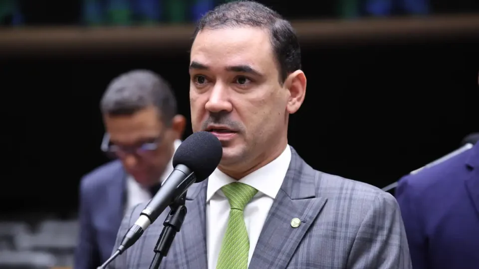 Vicentinho Júnior é eleito governador do estado do Tocantins