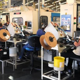 Atividade econômica tem alta de 0,3% em agosto, mostra IBC-Br