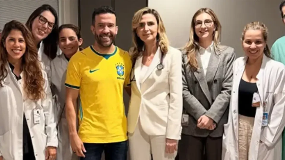 Janones recebe alta após internação por arritmia cardíaca grave em São Paulo