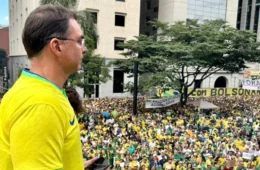 Fuga de Flávio Bolsonaro amplia histórico de bolsonaristas que deixaram o Brasil