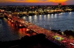 Lula reúne milhares entre Petrolina e Juazeiro: ‘vida podre’ impede Flávio de abrir sigilos