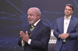 Equipe de marketing busca resgatar o ‘Lula do Velho Testamento’ para debate final