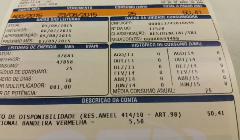 Prévia da inflação oficial cai pela metade e fecha outubro em 0,32%