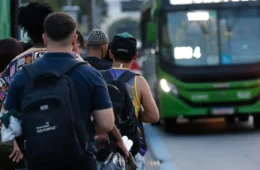 Lula anuncia PEC para garantir tarifa zero no transporte público aos finais de semana em todo o Brasil