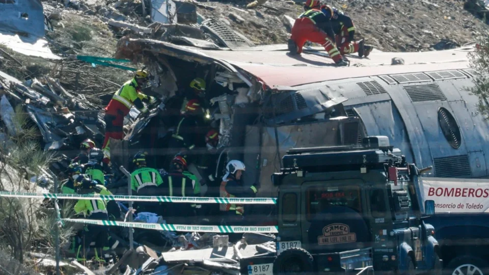 Brasil lamenta acidente de trem na Espanha com mais de 60 mortos