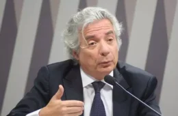 Coordenador de Flávio Bolsonaro defendeu aumento de 23% no preço do botijão de gás