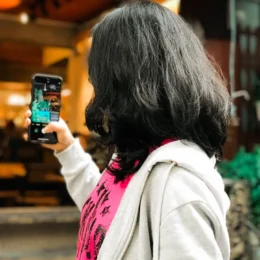 Grécia proíbe redes sociais para menores de 15 anos a partir de 2027