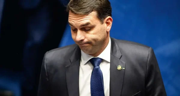 Adriano da Nóbrega, Major Ronald e Peixe: veja histórico de Flávio com milicianos