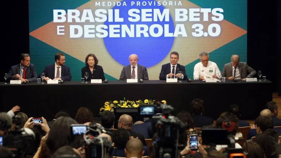 Com estimativa de R$ 90 bi, Desenrola 3 pode superar soma dos dois primeiros programas