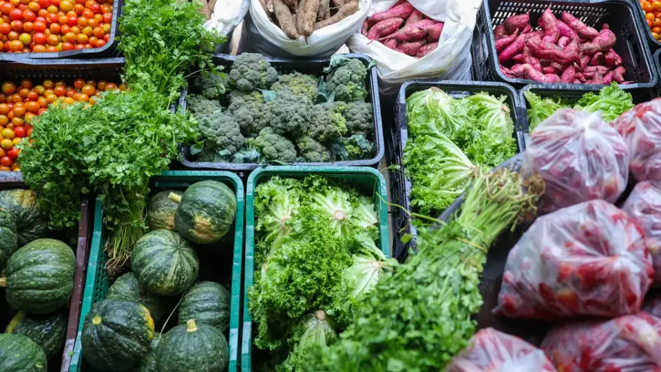 Alimentos subiram 56,6% com Jair Bolsonaro, mais que o dobro da alta sob Lula