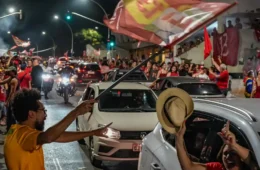 Site incentiva boicote contra empresas que tenham donos ou funcionários que apoiam Lula