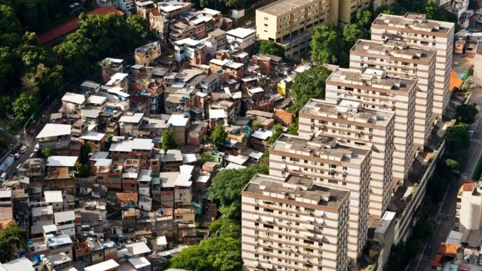 Redução das desigualdades: por que crescimento econômico não significa renda melhor distribuída?