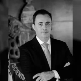 Reitor da PUC-PR morre aos 55 anos após acidente nos Estados Unidos