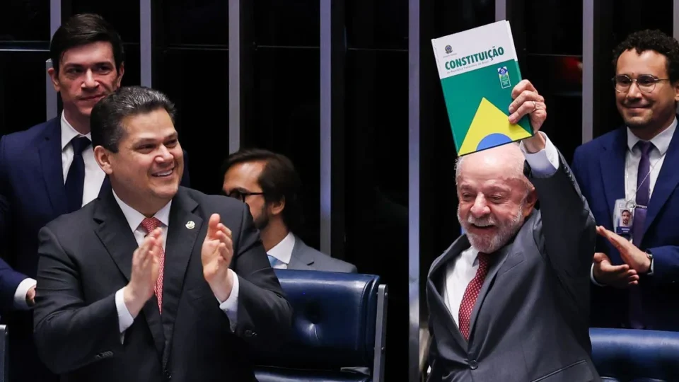 Lula vai propor direcionar 25% das emendas obrigatórias para financiar tarifa zero