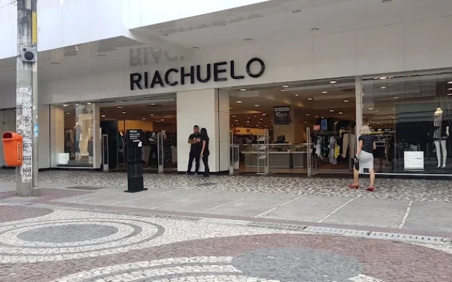 Deputado do PT diz que compras na Riachuelo aparecem como pagamentos ao PL