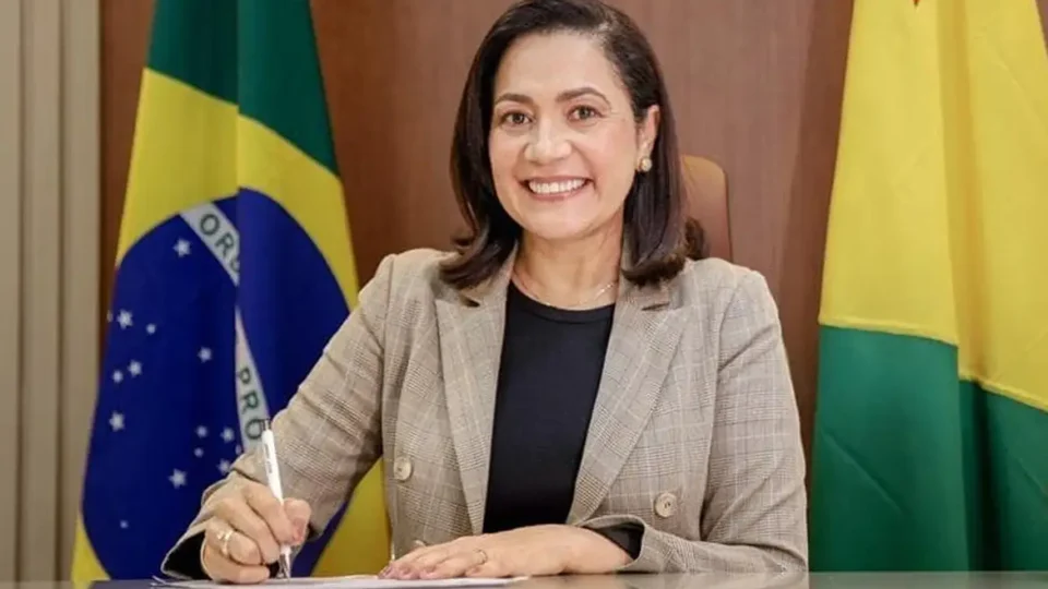 Mailza Assis é reeleita governadora do Acre