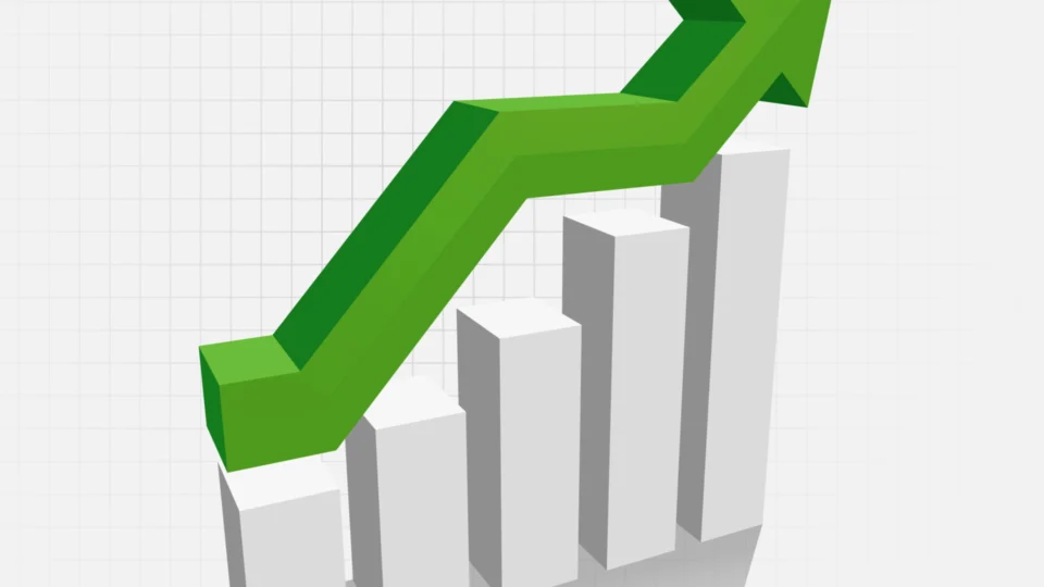 Expectativa de inflação em 2022 aumenta de 6,5% para 7,9%, segundo Ministério da Economia