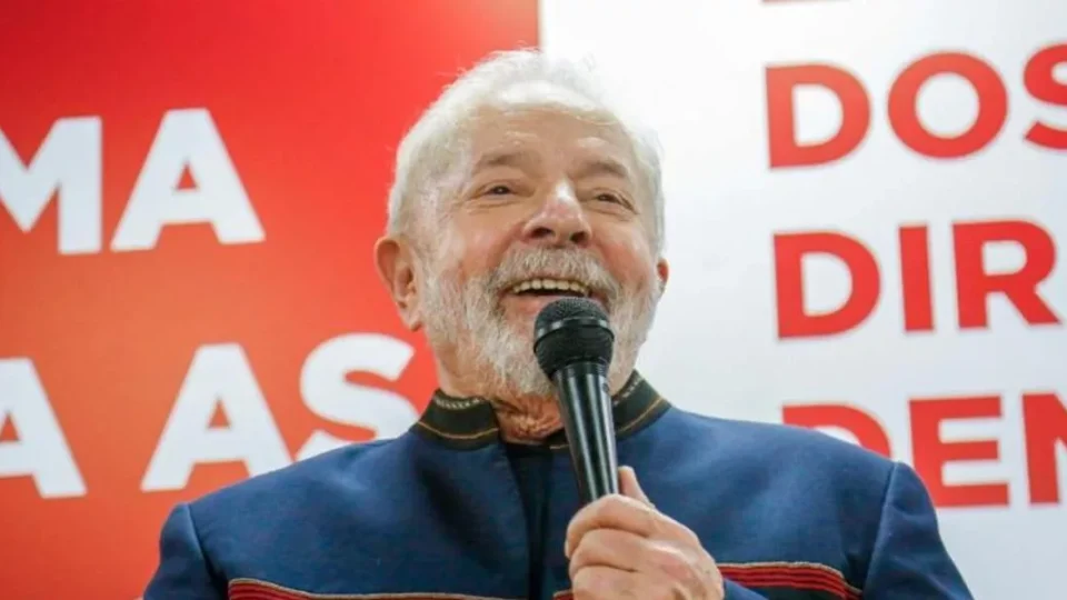 Lula vence em primeiro turno na primeira pesquisa Quaest sem Moro