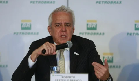 Empresa beneficiada por privatizações da Petrobras quer contratar ex-presidente da estatal