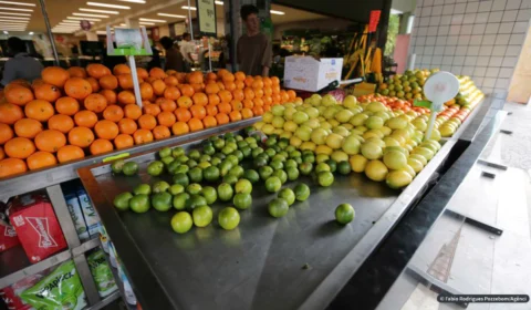 Preço da cesta básica sobe até duas vezes mais que a inflação oficial