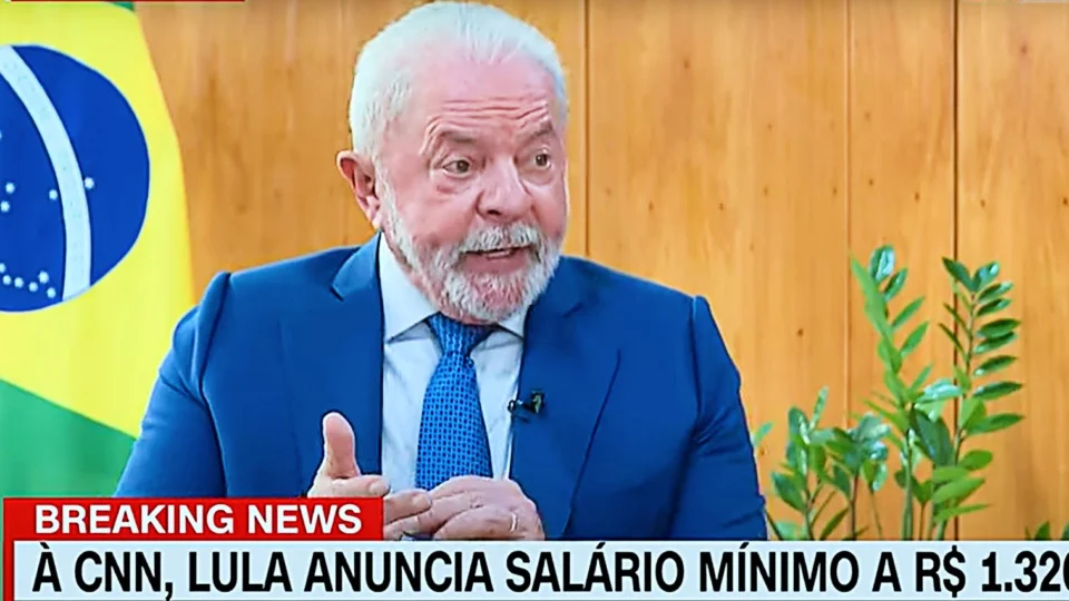 Lula anuncia salário mínimo de R$ 1.320 e isenção do Imposto de Renda de R$ 2.640