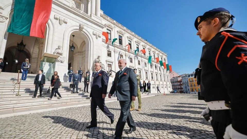 Na Espanha, presidente Lula deve impulsionar acordo entre União Europeia e Mercosul, com grande potencial de negócios para o Brasil