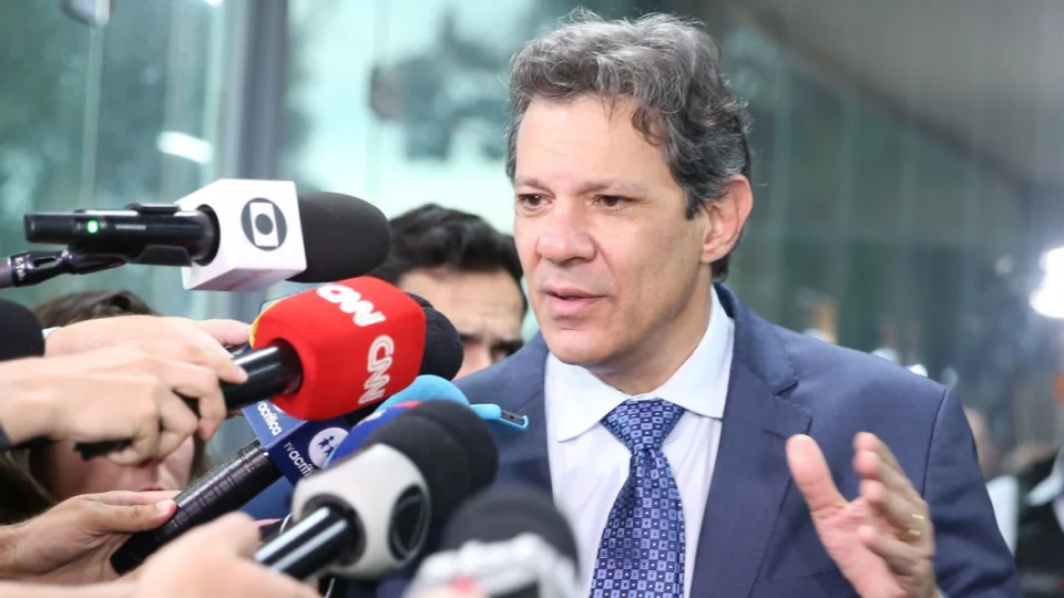 Haddad diz que sistema tributário brasileiro ‘é muito injusto’ e promete acabar com privilégios de quem está ‘mamando no Orçamento’