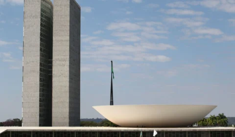 Eleições municipais devem prejudicar votação da agenda econômica do governo no Congresso