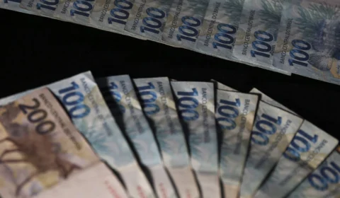 Contas do governo têm superávit de R$ 40,8 bi em outubro, 2º melhor resultado da história para o mês