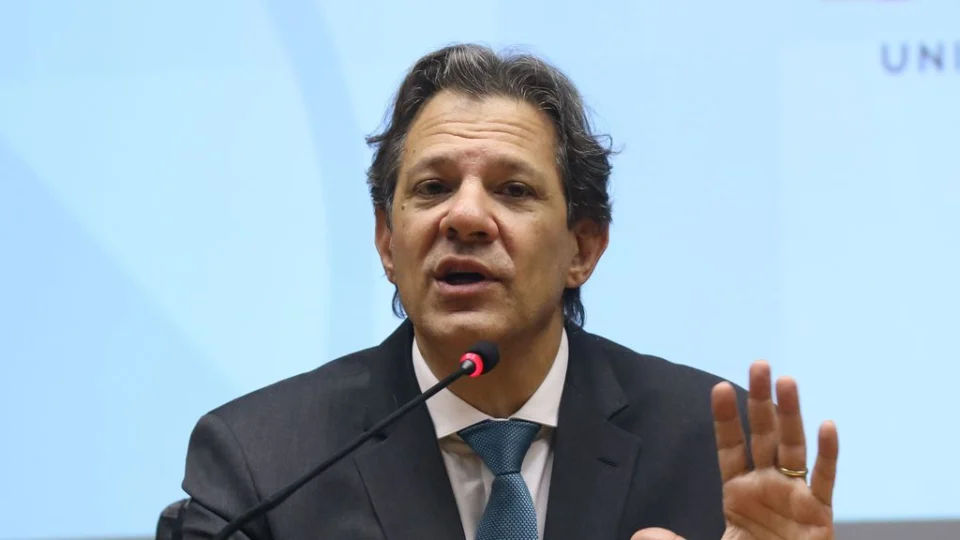 Haddad: ‘Ajuste fiscal tinha que ser feito em cima de quem deixou de pagar impostos’